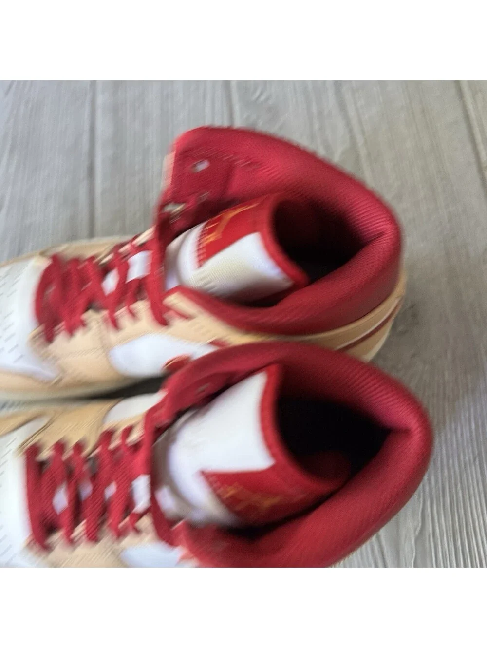 Nike Air Jordan 1 Mid Sail Red Tan Men’s Sneakers Size 7.5 Style 554724-201